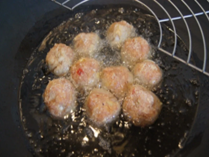 Mettbällchen mit Paprika-Wok - Rezept - Bild Nr. 7