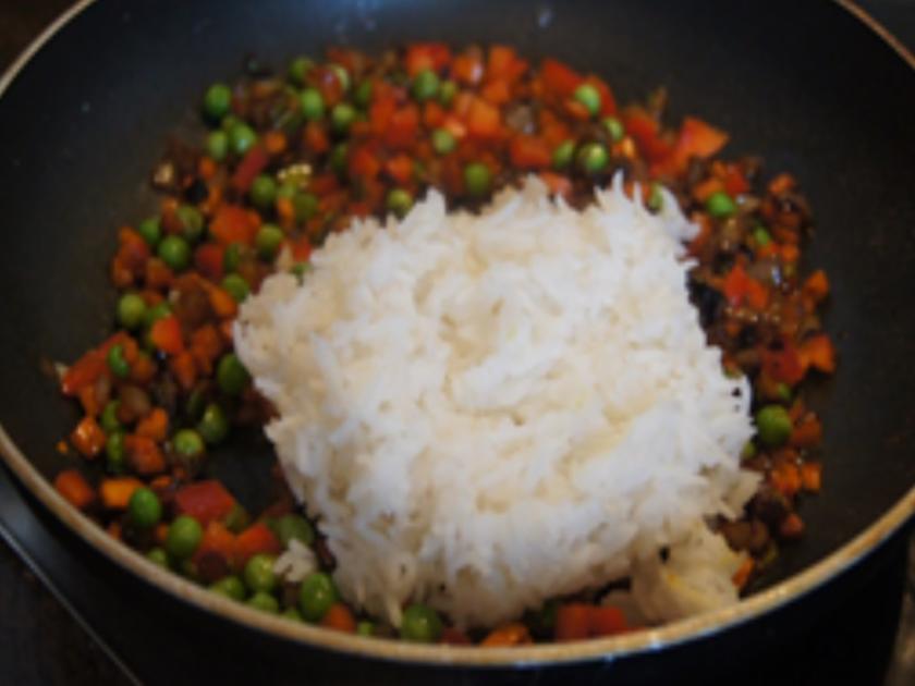 Kohlrabi Schnitzel mit Reis kantonesischer Art - Rezept - kochbar.de