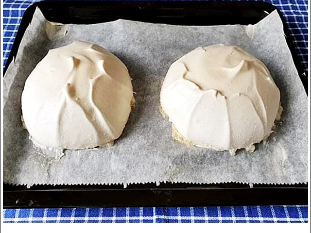 Baiser-Torte: Das australische Dessert "Pavlova" - Rezept - Bild Nr. 4