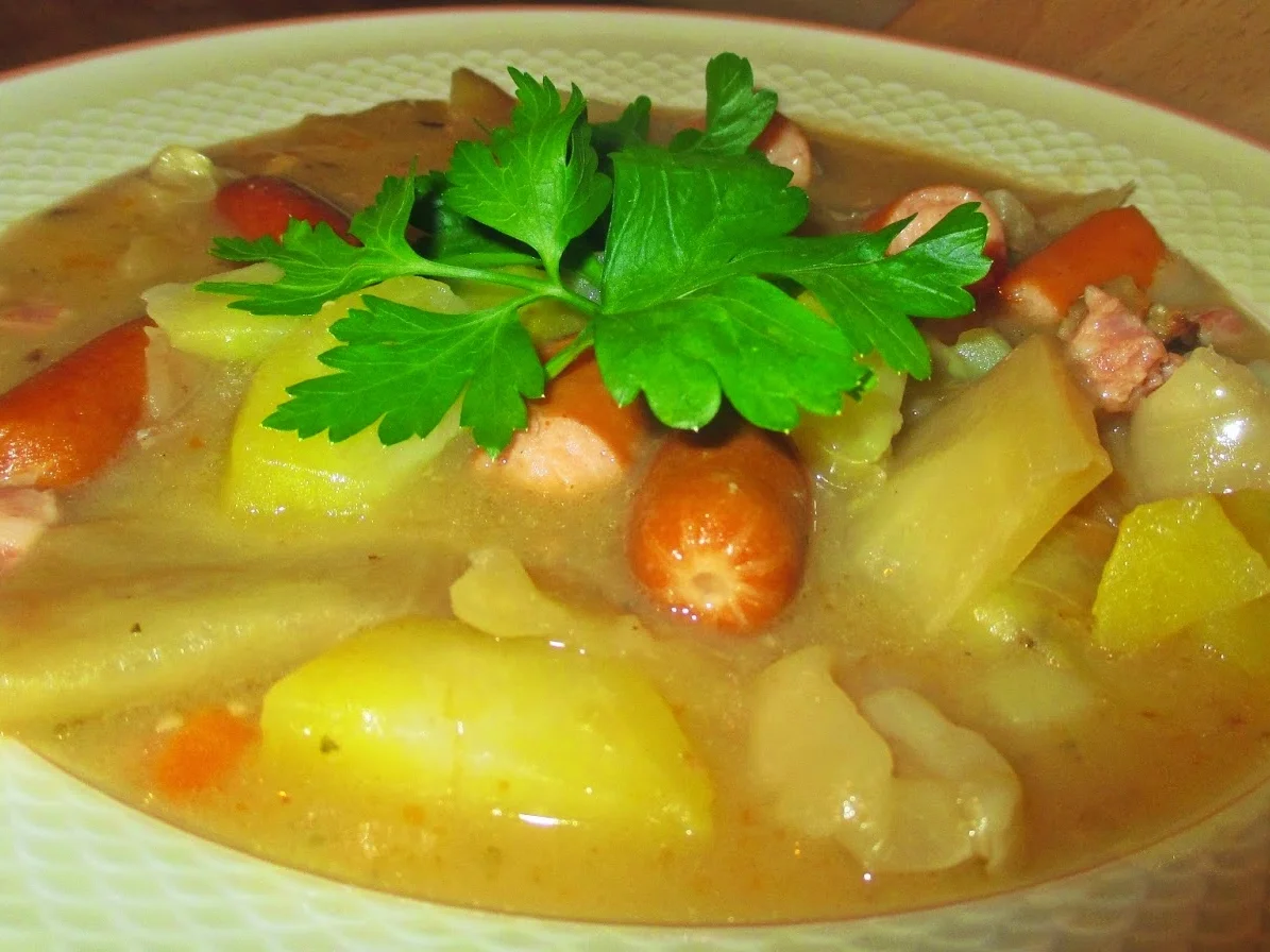 Rezept: Kartoffel- Kohlsuppe - zur kochbar Challenge Juli 2022 Bild Nr. 2 Kartoffel- Kohlsuppe - zur kochbar Challenge Juli 2022 - Rezept - Bild Nr. 2