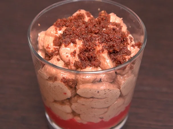 Rezept: Schokoladencreme und Bacon Dust Bild Nr. 2 Schokoladencreme und Bacon Dust - Rezept - Bild Nr. 2