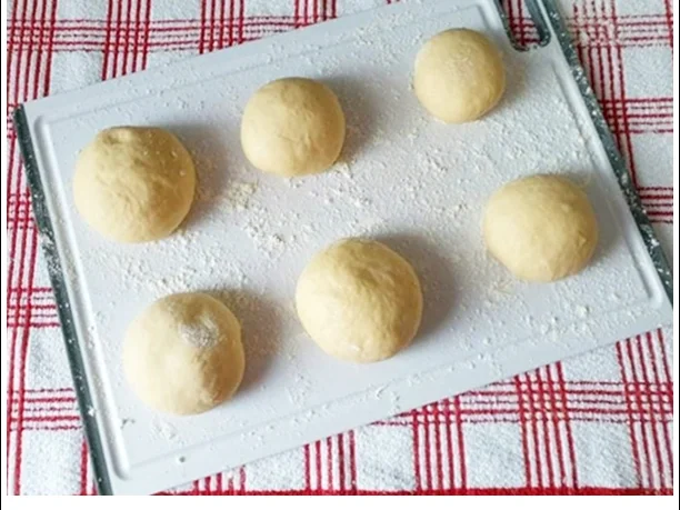 Dampfnudeln mit Vanillesauce - Rezept - Bild Nr. 4