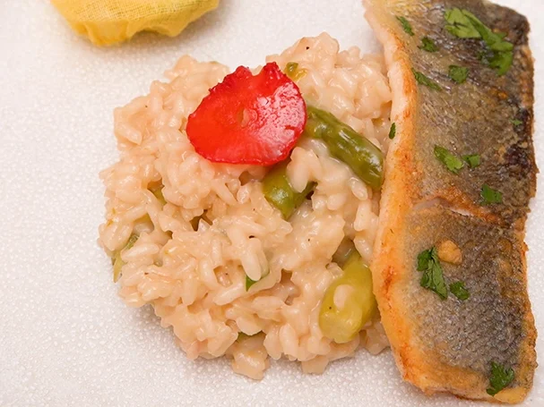 Loup de Mer mit Spargel und Risotto - Rezept - Bild Nr. 2