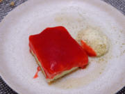 Cheesecake mit Erdbeer-Topping und Zitronen-Basilikum-Sorbet - Rezept - Bild Nr. 2