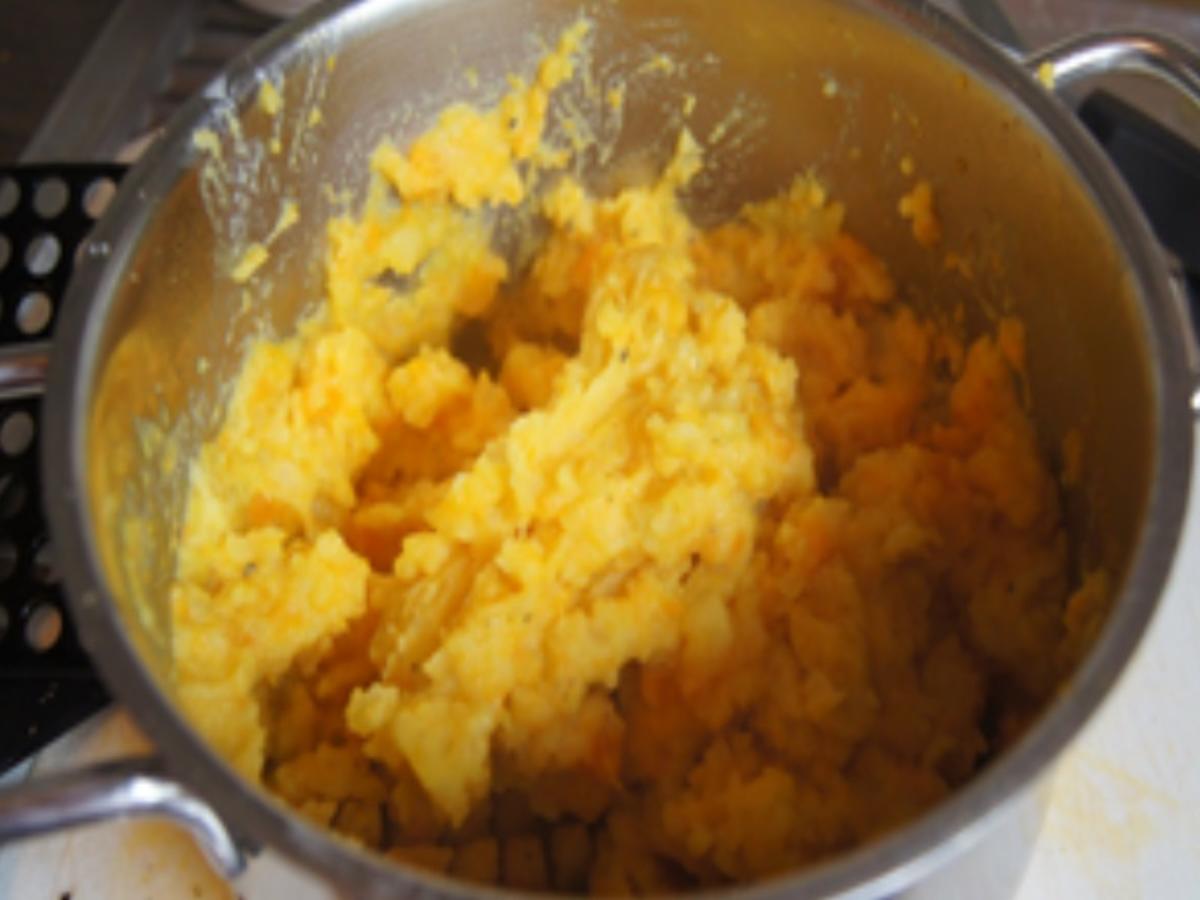 Seelachsfilet mit grünen Bohnen und Möhren-Kartoffel-Stampf - Rezept - Bild Nr. 11