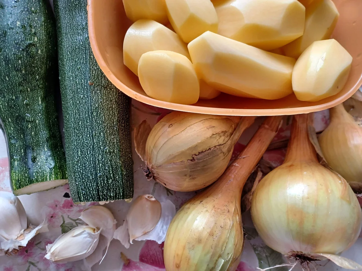 Schnitzel auf Zucchinigemüse - Rezept - Bild Nr. 4