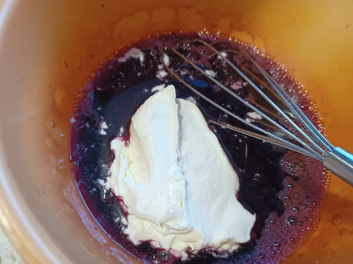 Rezept: Blaubeer-Sahne-Torte und Muffin Bild Nr. 13 Blaubeer-Sahne-Torte und Muffin - Rezept - Bild Nr. 13