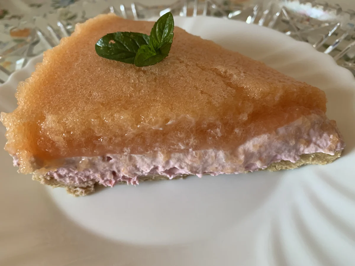 Käsetorte mit Himbeeren und Melonenspiegel - Rezept - Bild Nr. 2