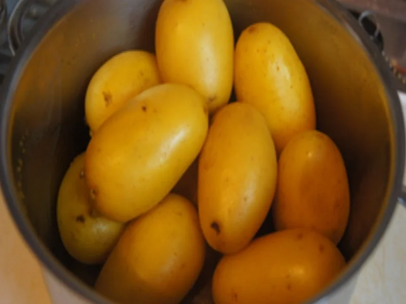 Rezept: Kartoffel-Gemüse-Bratwurst-Pfanne Bild Nr. 4 Kartoffel-Gemüse-Bratwurst-Pfanne - Rezept - Bild Nr. 4