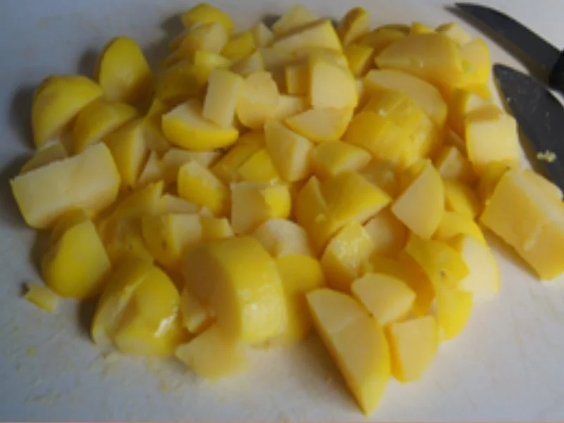 Rezept: Kartoffel-Gemüse-Bratwurst-Pfanne Bild Nr. 13 Kartoffel-Gemüse-Bratwurst-Pfanne - Rezept - Bild Nr. 13