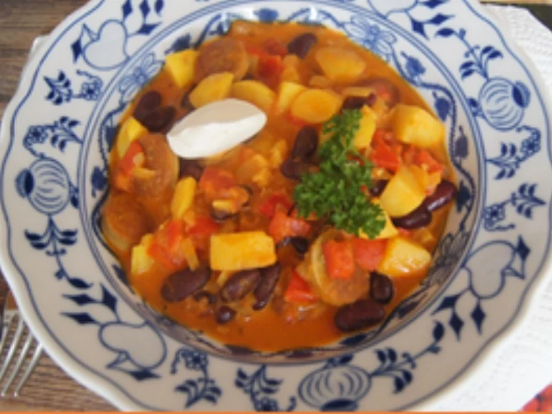 Rezept: Kartoffel-Gemüse-Bratwurst-Pfanne Bild Nr. 31 Kartoffel-Gemüse-Bratwurst-Pfanne - Rezept - Bild Nr. 31