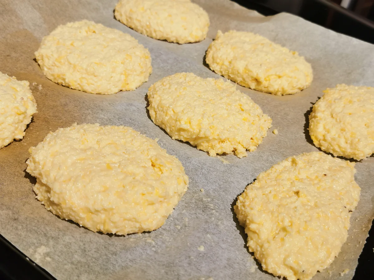 Rezept: BiNe` S KETO BRÖTCHEN Bild Nr. 3 BiNe` S KETO BRÖTCHEN - Rezept - Bild Nr. 3