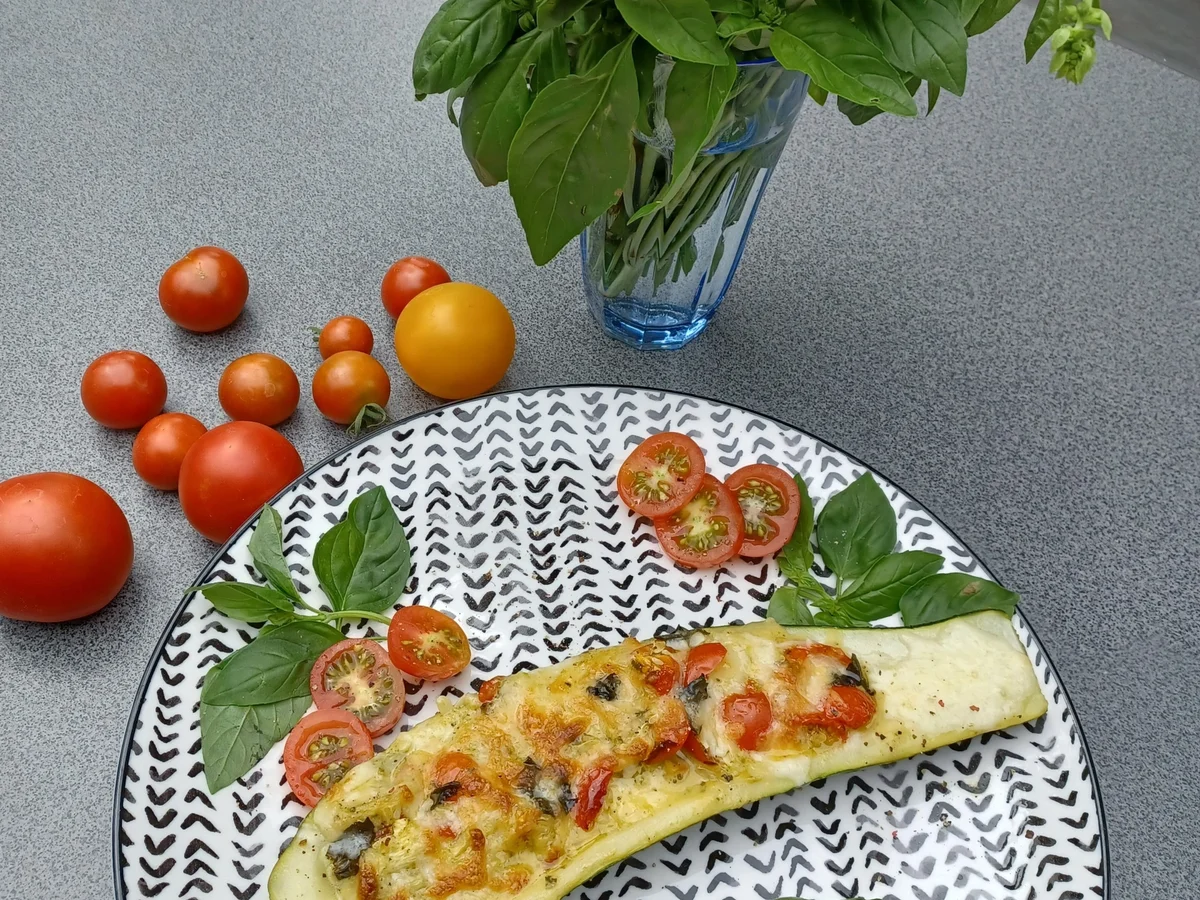 Zucchini alla Caprese kulinarische Weltreise 08/2022 - Rezept - Bild Nr. 2