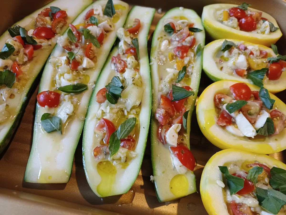 Zucchini alla Caprese kulinarische Weltreise 08/2022 - Rezept - Bild Nr. 13