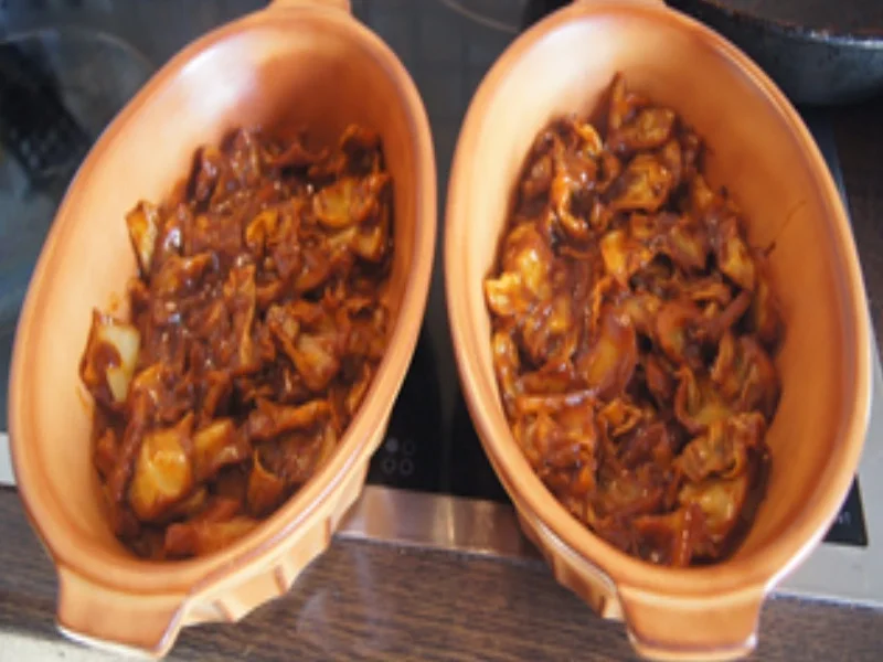 Gefüllte Riesenchampignons auf geschmorten Spitzkohl - Rezept - Bild Nr. 12