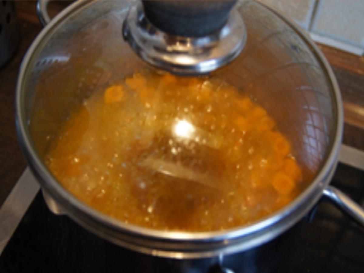 Rotes-Curry-Schlemmer-Filet mit Kaiserschoten und Möhren-Kartoffel-Stampf - Rezept - Bild Nr. 11