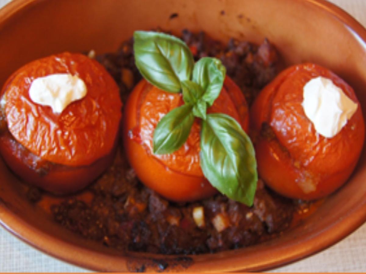 Gefüllte und gebackene Tomaten - Rezept - Bild Nr. 2