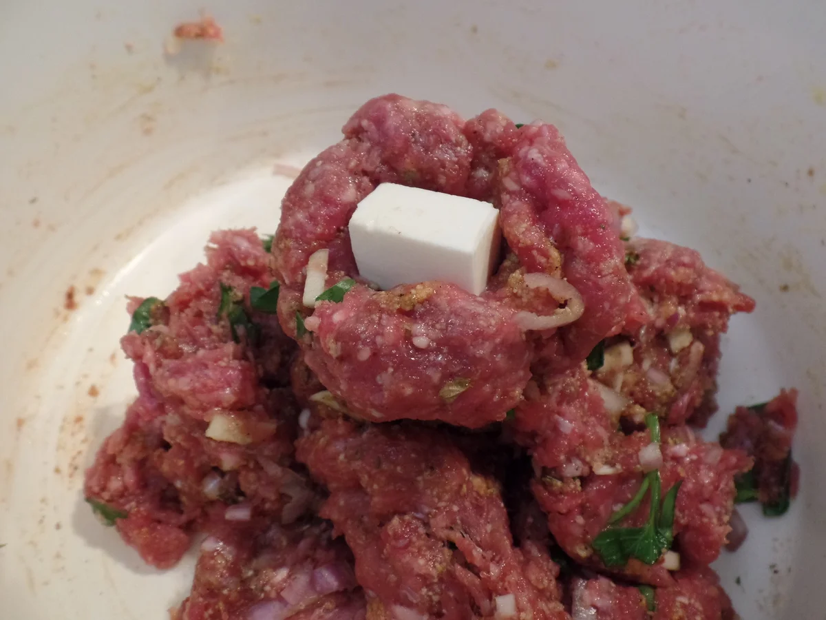 Bifteki mit Gemüsereis - Rezept - Bild Nr. 5