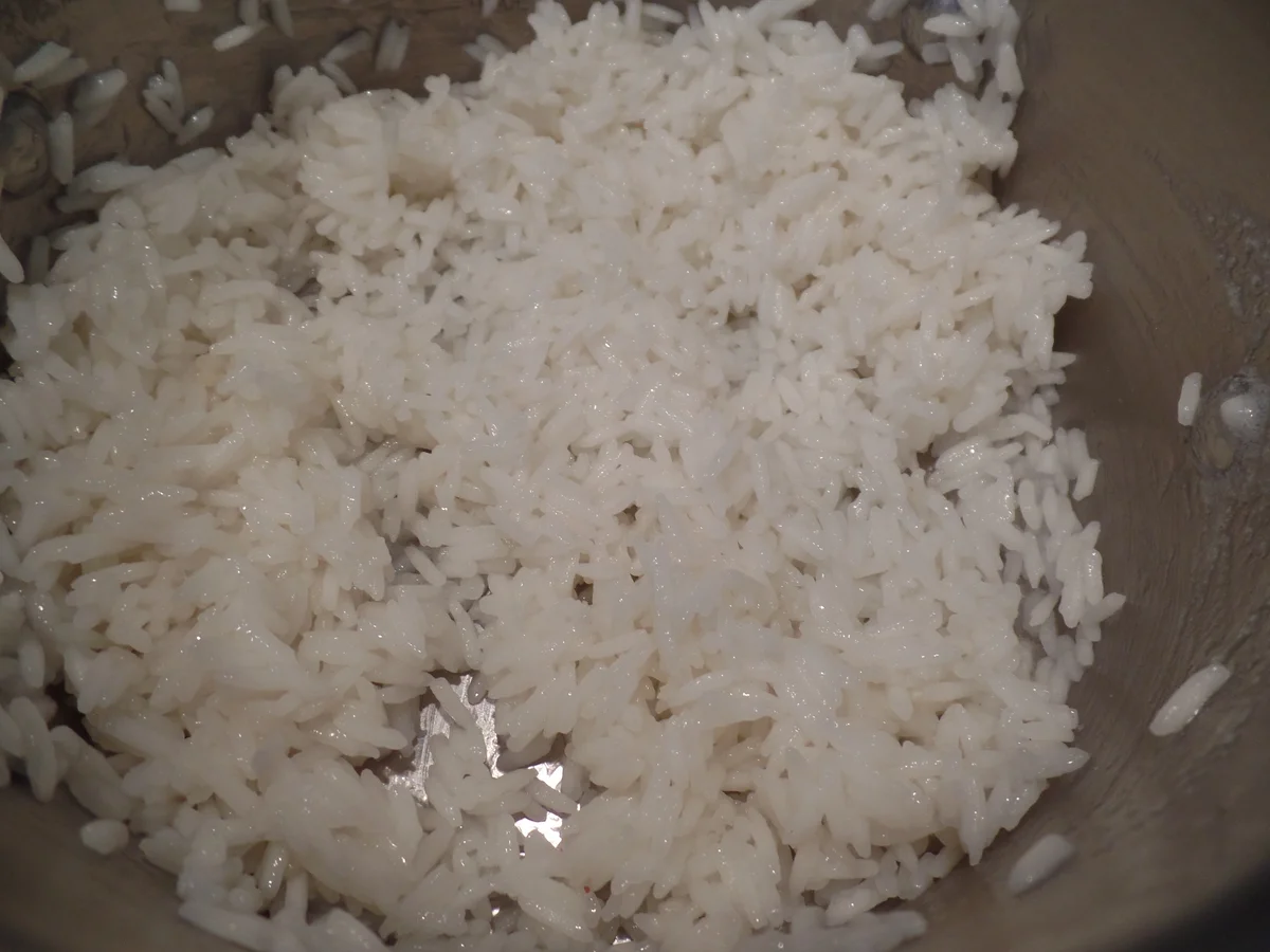 Bifteki mit Gemüsereis - Rezept - Bild Nr. 10