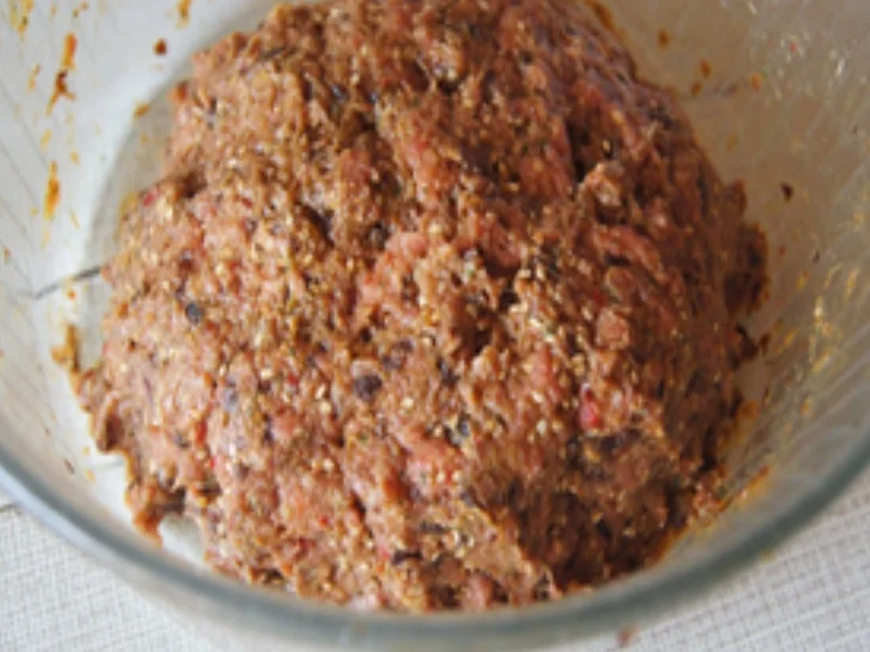 Pikante Hackbällchen mit süß-saurer-Pflaumensauce und Basmatireis - Rezept - Bild Nr. 9