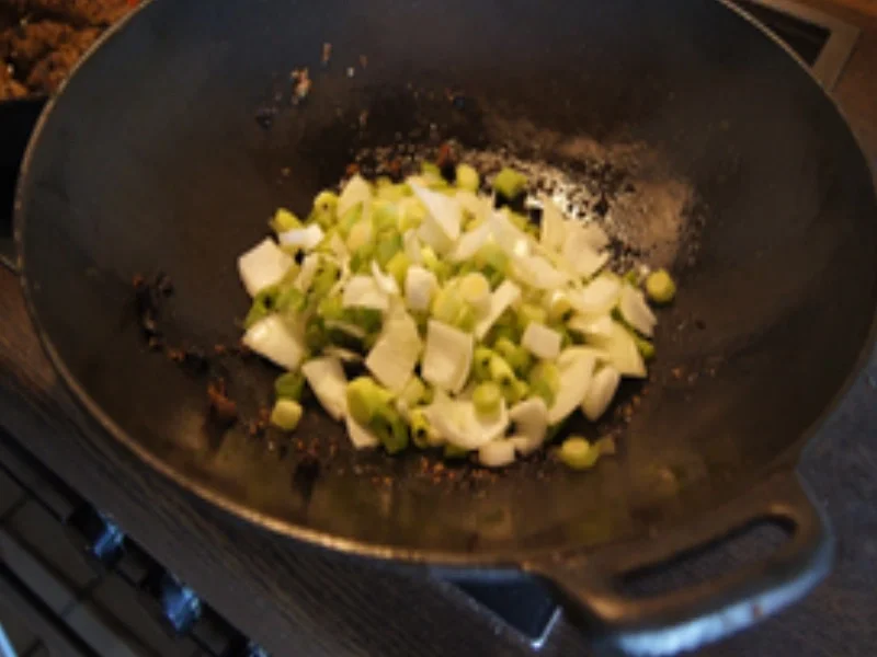 Pikante Hackbällchen mit süß-saurer-Pflaumensauce und Basmatireis - Rezept - Bild Nr. 15