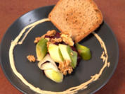Brot mit Rote-Bete-Lauch-Salat und Hummus - Rezept - Bild Nr. 2