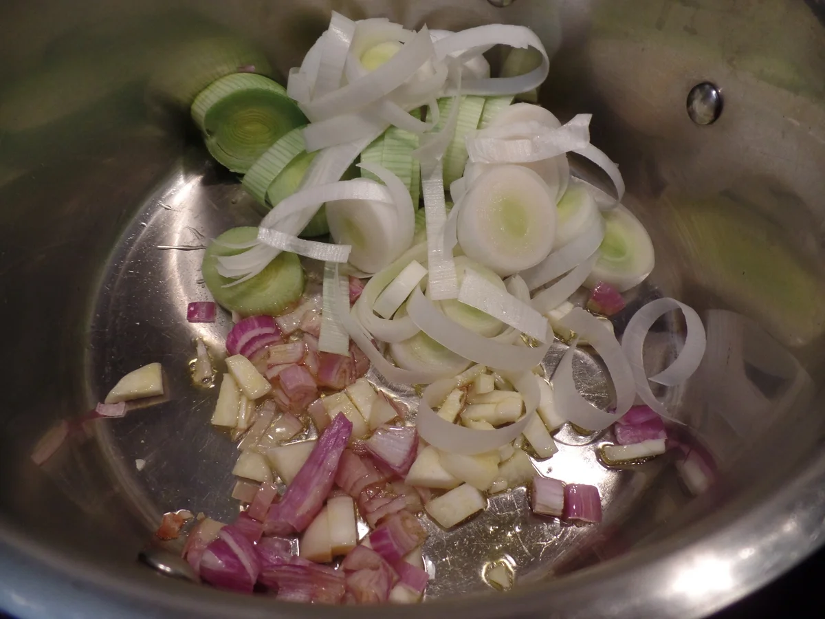 Rezept: Griechische Bohnensuppe Bild Nr. 4 Griechische Bohnensuppe - Rezept - Bild Nr. 4