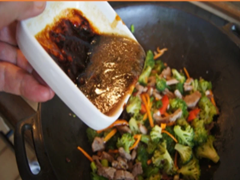 Asiatische Nudeln mit Schweinefilet und Gemüse - Rezept - Bild Nr. 16