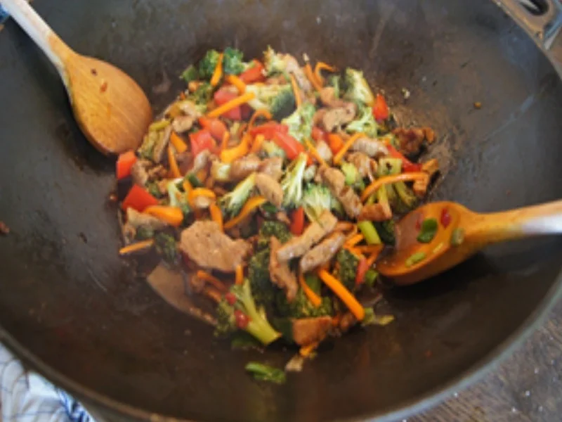 Asiatische Nudeln mit Schweinefilet und Gemüse - Rezept - Bild Nr. 17