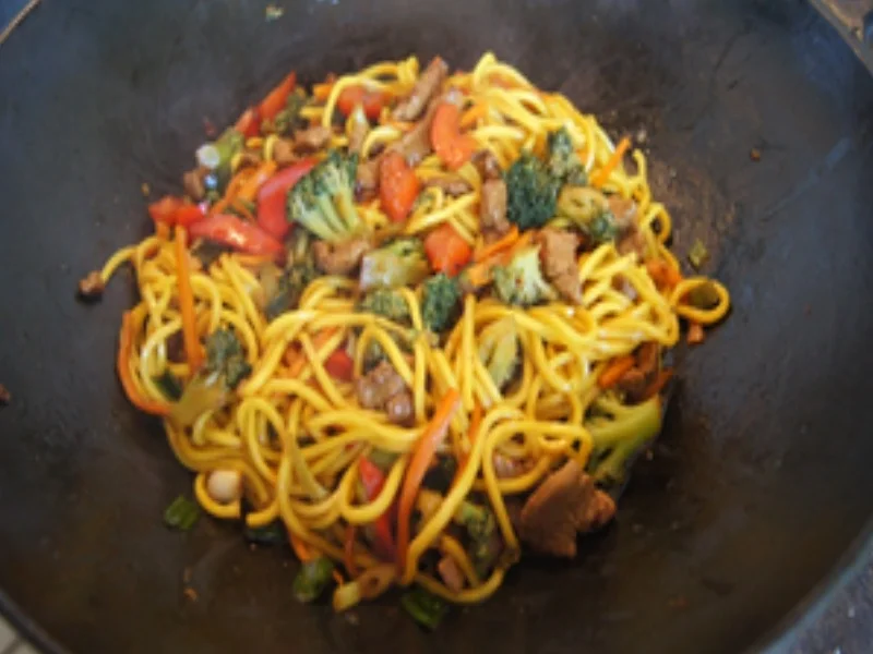 Asiatische Nudeln mit Schweinefilet und Gemüse - Rezept - Bild Nr. 18