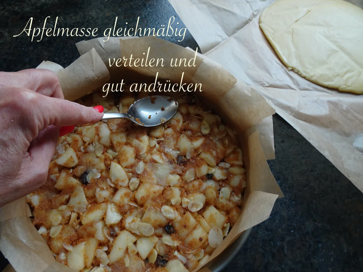 Rezept: Apfel - Mürbteig - Torte Bild Nr. 9 Apfel - Mürbteig - Torte - Rezept - Bild Nr. 9