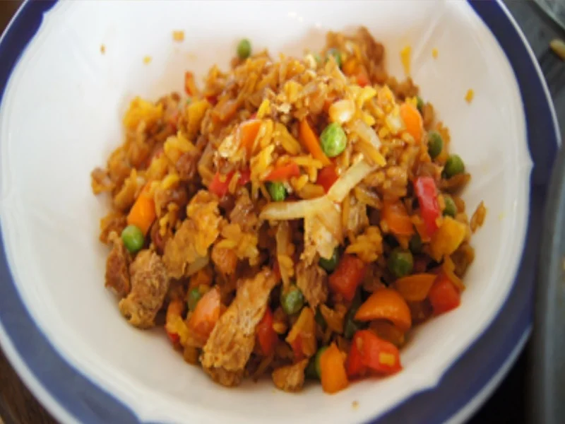 Rezept: Schweinebauch-Eier-Gemüse-Bratreis Bild Nr. 4 Schweinebauch-Eier-Gemüse-Bratreis - Rezept - Bild Nr. 4