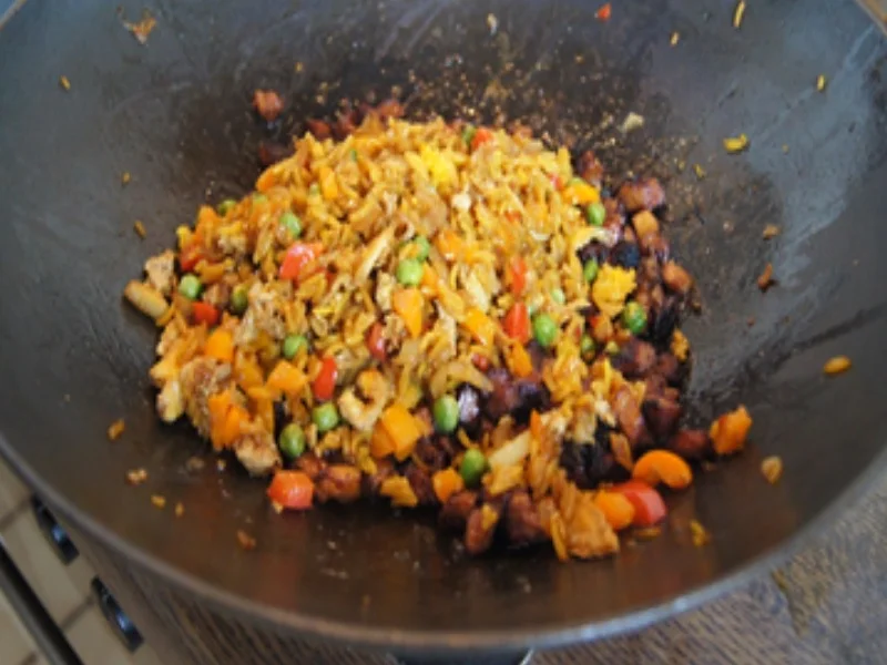 Rezept: Schweinebauch-Eier-Gemüse-Bratreis Bild Nr. 7 Schweinebauch-Eier-Gemüse-Bratreis - Rezept - Bild Nr. 7