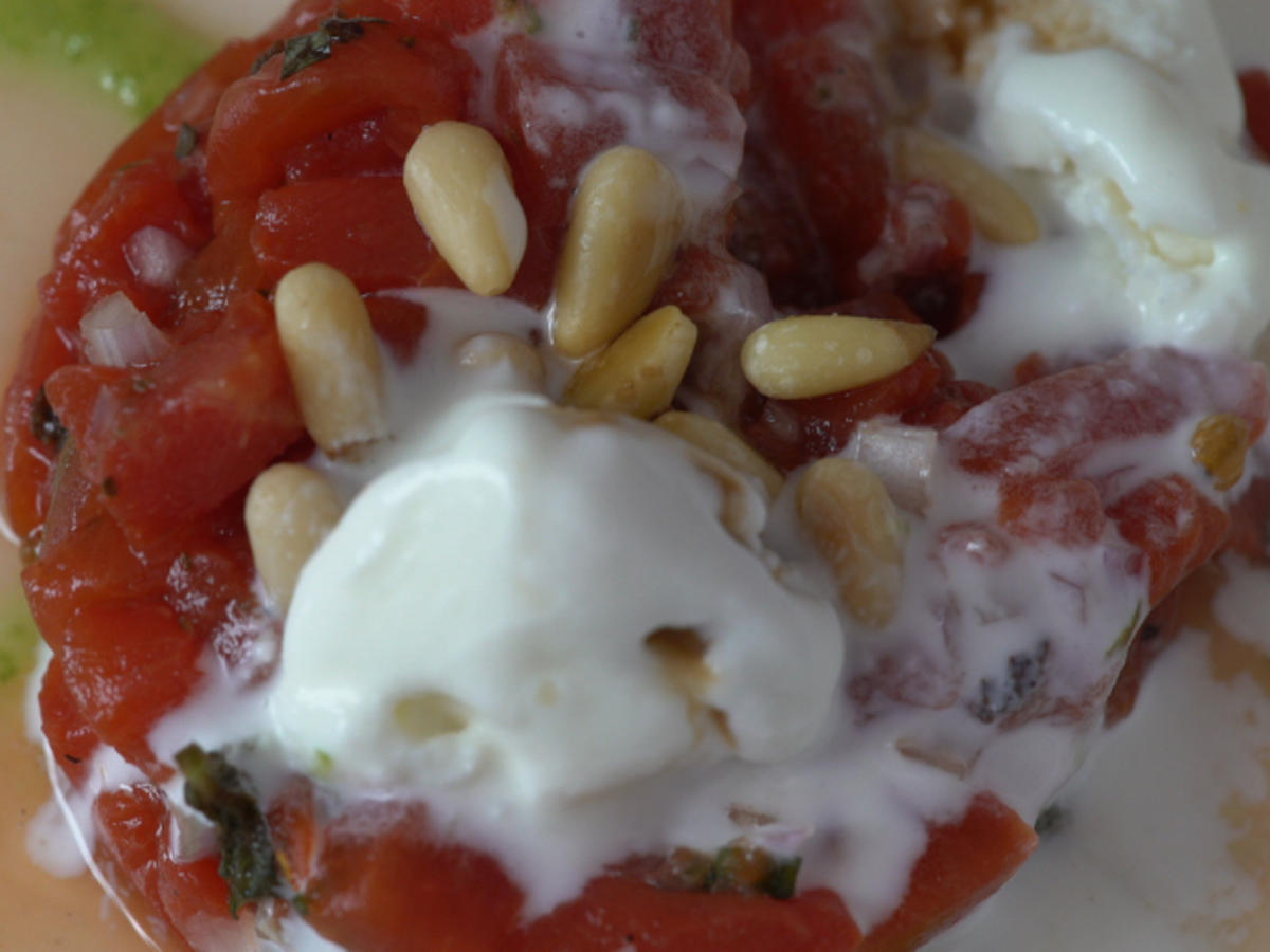 Wassermelone Tartar mit Ziegenfrischkäse Eis - von Das perfekte Dinner