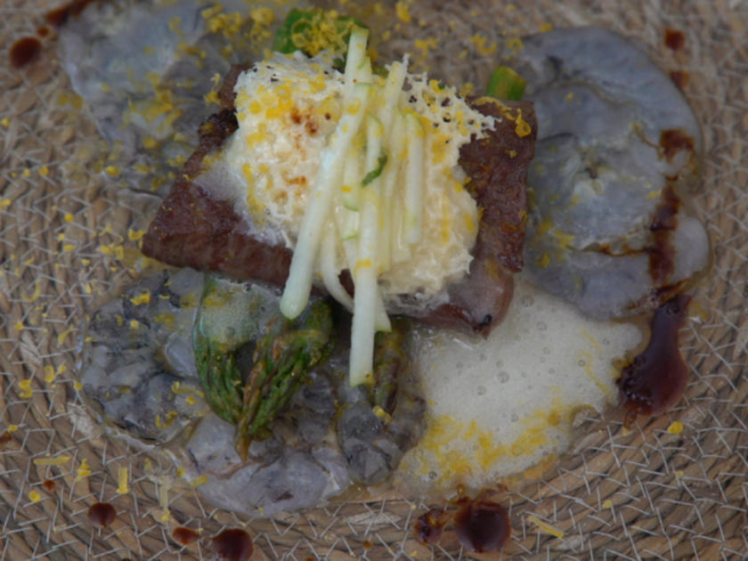 Wagyu Rind und Garnelen Carpaccio mit Apfel Minze Salat - von Das ...