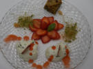 Erdbeercarpaccio mit Basilikum-Limetten-Mousse und Baklava - Rezept - Bild Nr. 2