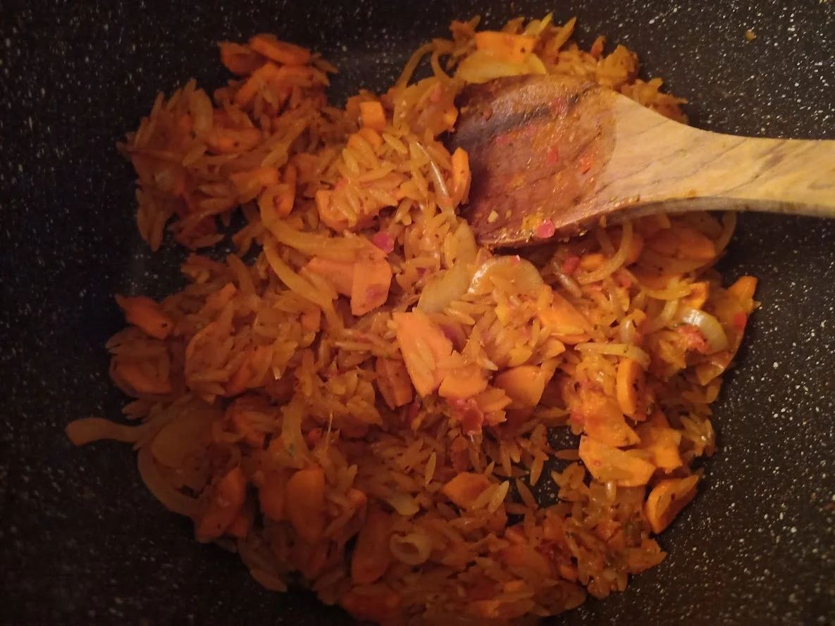 Bifteki auf griechischen Nudeln - Rezept - Bild Nr. 4