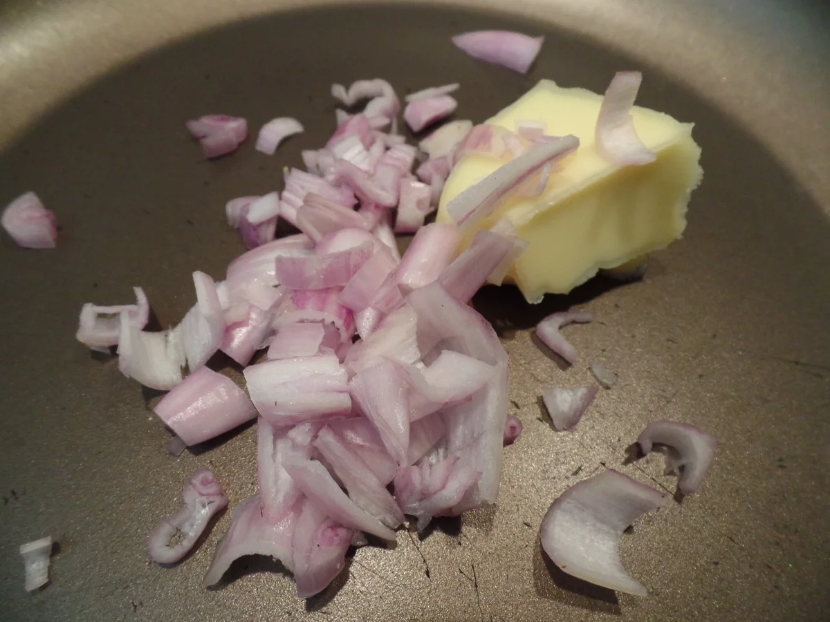 Cremige Polenta mit Pfifferlingen-Rahm-Sauce - Rezept - Bild Nr. 16053