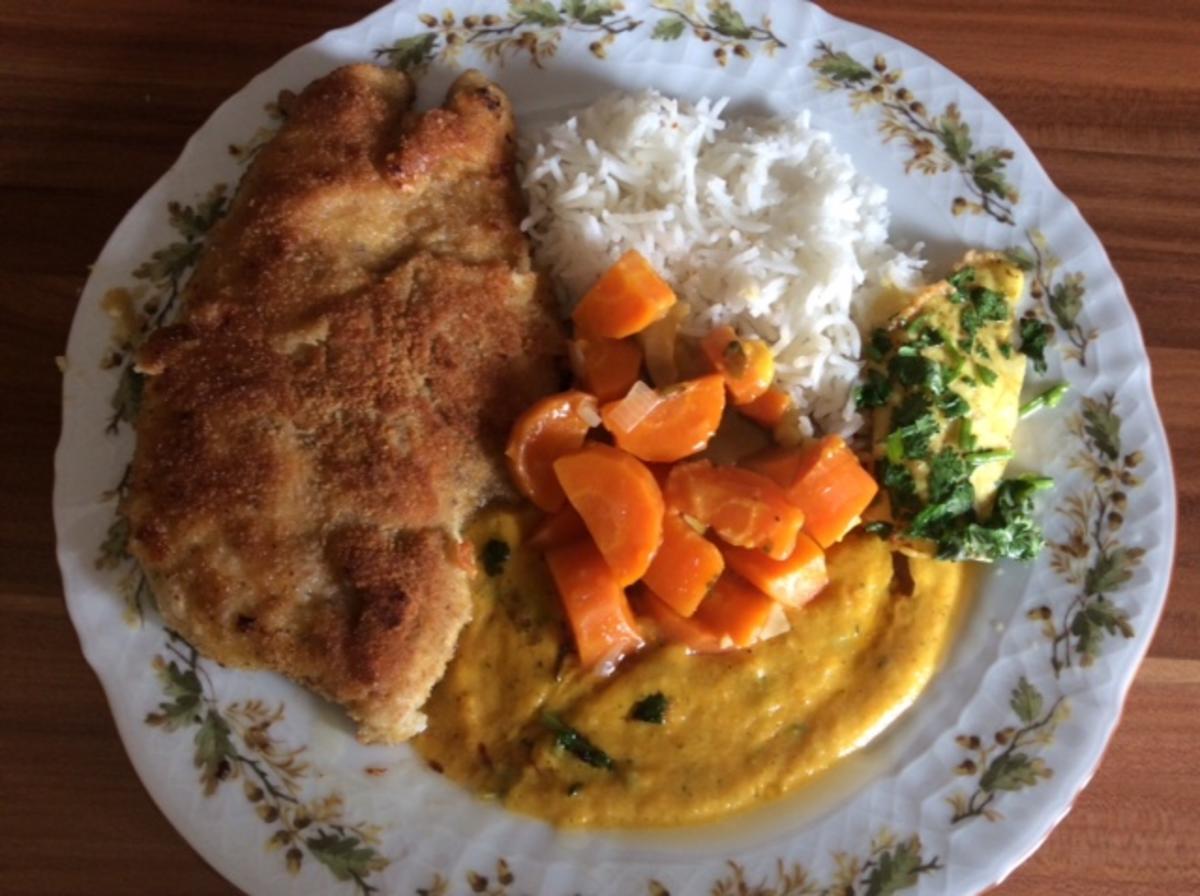 Hähnchenschnitzel mit Curry-Möhrensoße - Rezept - kochbar.de