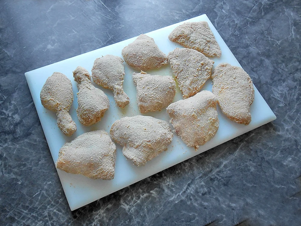 Rezept: Steirisches Backhendl mit Gurken-Kartoffelsalat Bild Nr. 16050 Steirisches Backhendl mit Gurken-Kartoffelsalat - Rezept - Bild Nr. 16050