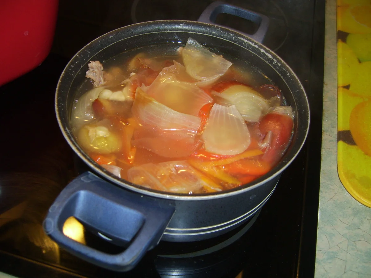 Gulasch Halb und Halb mit norwegischem Einschlag - Rezept - Bild Nr. 4