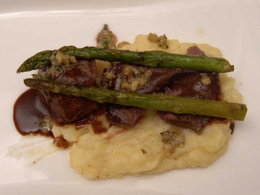 Rehrücken mit Stampf und grünen Spargel - von Das perfekte Dinner
