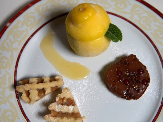 Apfeltarte mit Ganache und Joghurt-Zitroneneis - Rezept - Bild Nr. 16049