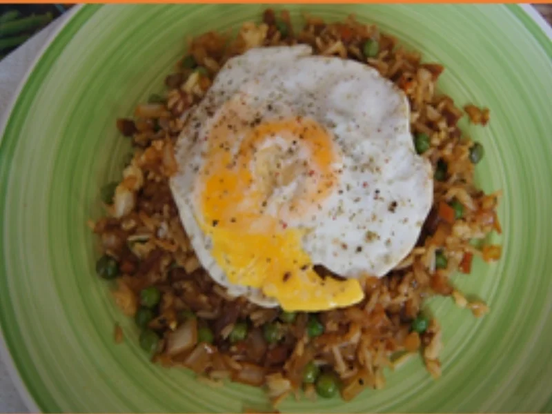 Rezept: Gemüsebratreis mit Spiegelei Bild Nr. 16057 Gemüsebratreis mit Spiegelei - Rezept - Bild Nr. 16057