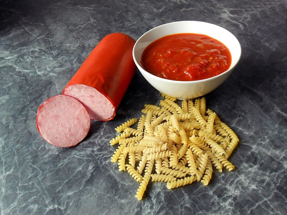 Rezept: Jägerschnitzel mit Tomatensoße und Spirelli Bild Nr. 16060 Jägerschnitzel mit Tomatensoße und Spirelli - Rezept - Bild Nr. 16060