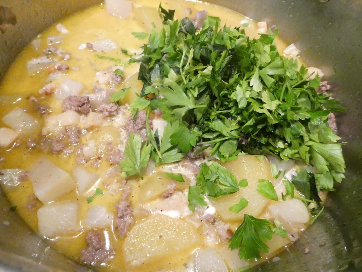 Rezept: Kohlrabi-Kartoffel-Hackfleisch-Eintopf Bild Nr. 16068 Kohlrabi-Kartoffel-Hackfleisch-Eintopf - Rezept - Bild Nr. 16068