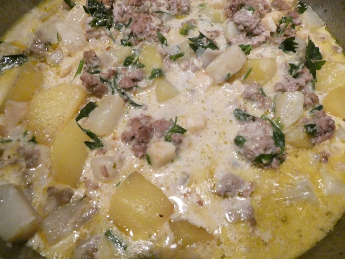 Rezept: Kohlrabi-Kartoffel-Hackfleisch-Eintopf Bild Nr. 16069 Kohlrabi-Kartoffel-Hackfleisch-Eintopf - Rezept - Bild Nr. 16069