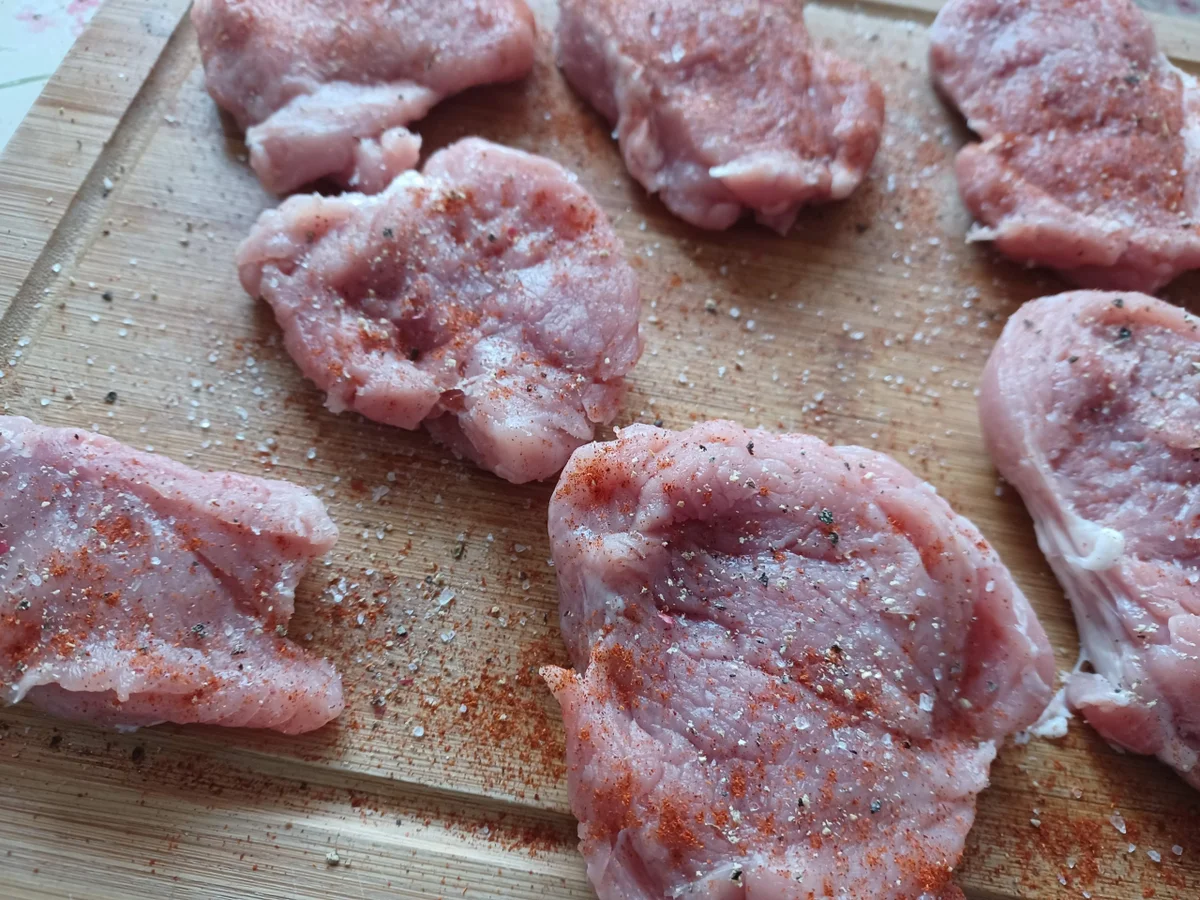 Rezept: Champignonsahnesoße mit Medaillons Bild Nr. 16062 Champignonsahnesoße mit Medaillons - Rezept - Bild Nr. 16062