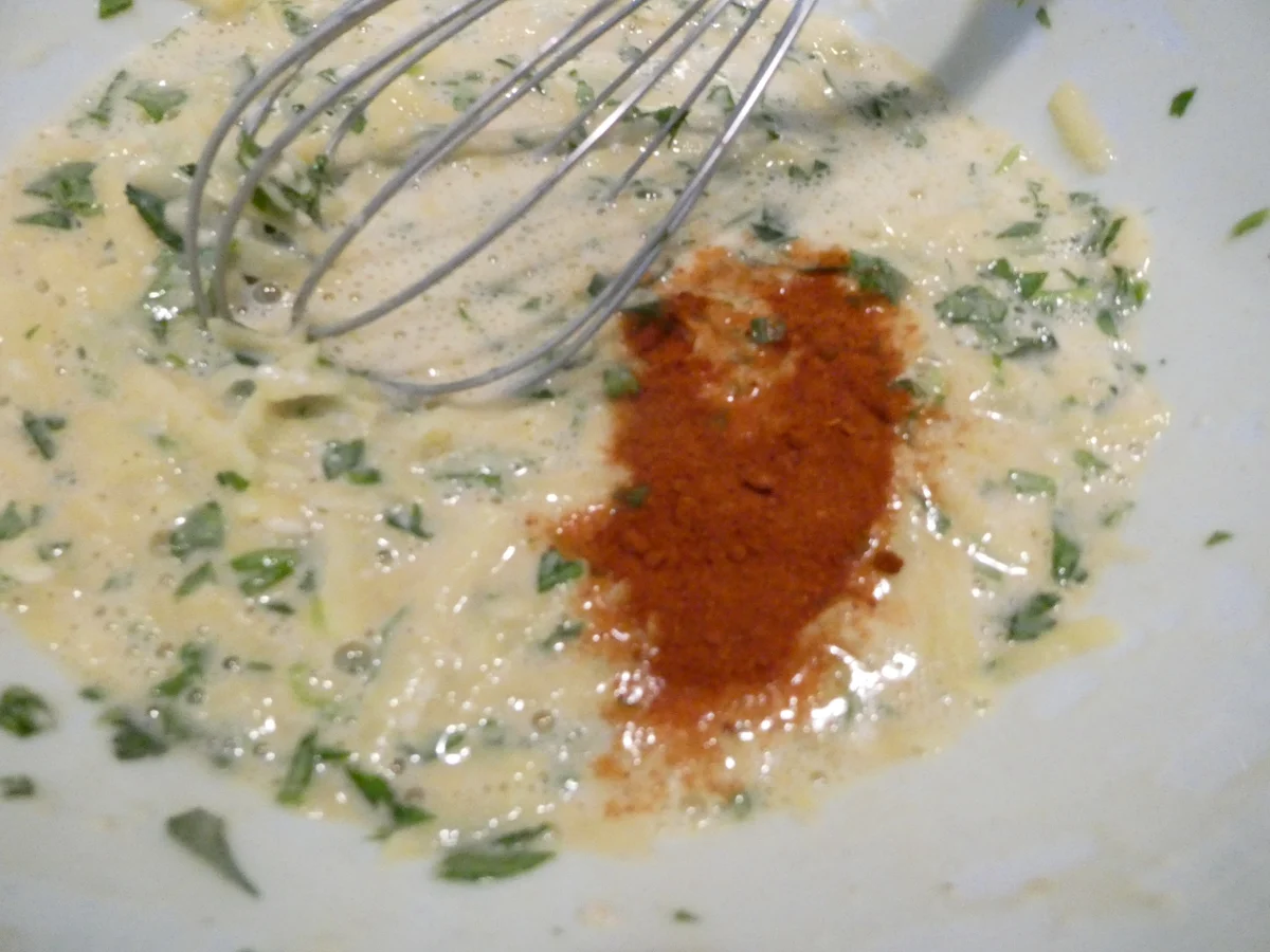 Kartoffel-Kräuter-Waffeln mit Bacon und Kräuterquark - Rezept - Bild Nr. 16069