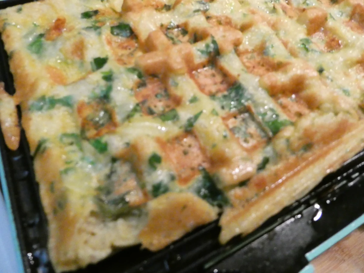 Kartoffel-Kräuter-Waffeln mit Bacon und Kräuterquark - Rezept - Bild Nr. 16072